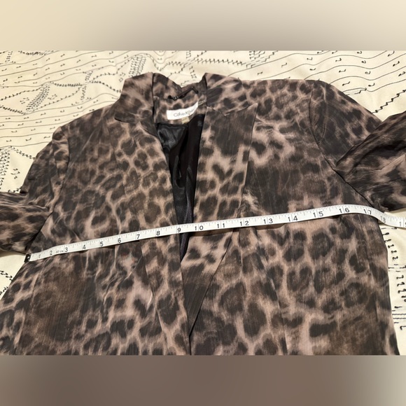 Calvin Klein Leopard print Nylon Blazer - Picture 6 of 8